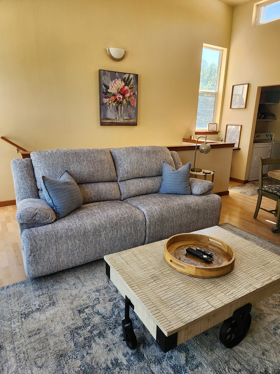 Furnished Finder property 563881_1 photo 6