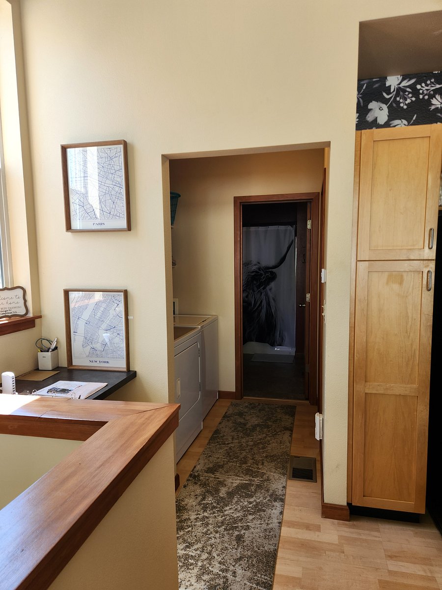Little hallway to main bath and bedroom. Washer/Dryer in this nook.
