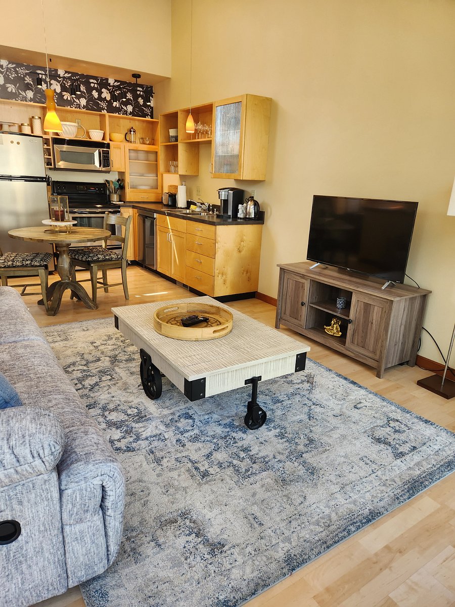 Furnished Finder property 563881_1 photo 17