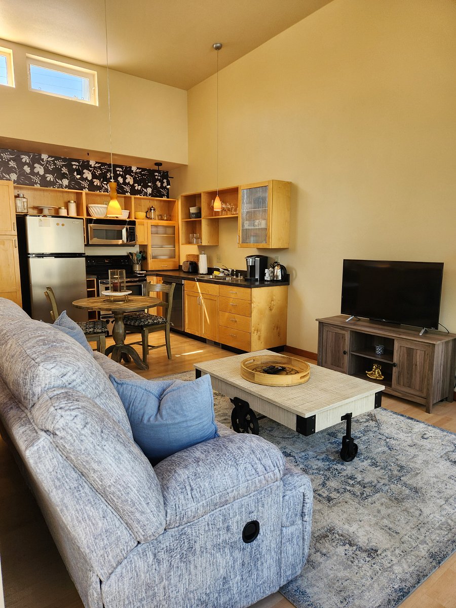 Furnished Finder property 563881_1 photo 11