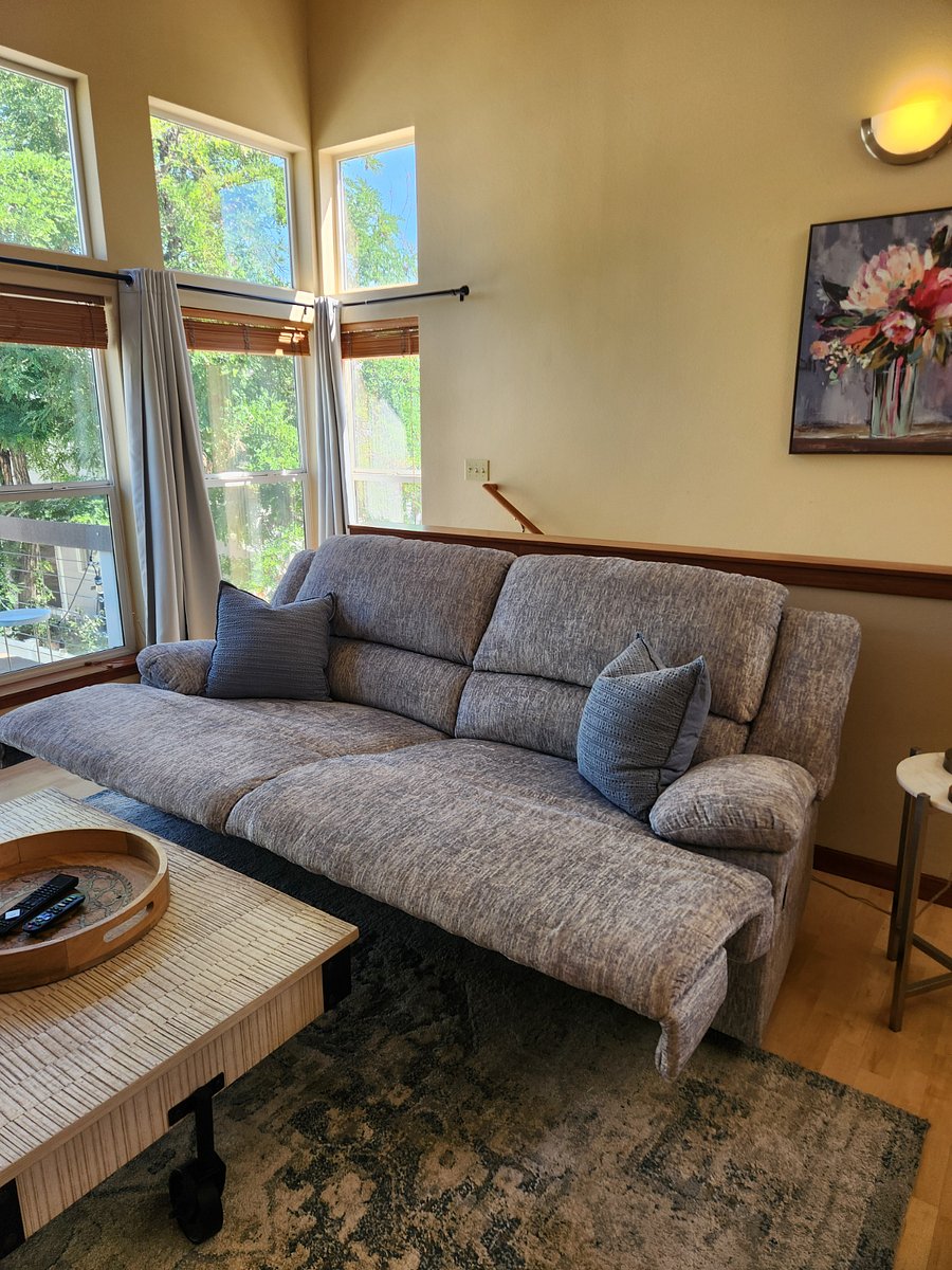 Furnished Finder property 563881_1 photo 10