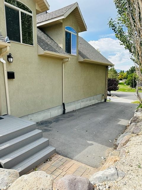 Private driveway