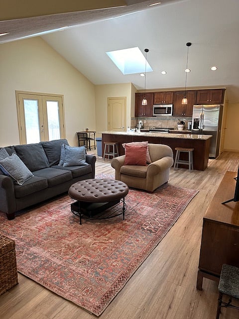 Furnished Finder property 563886_1 photo 5
