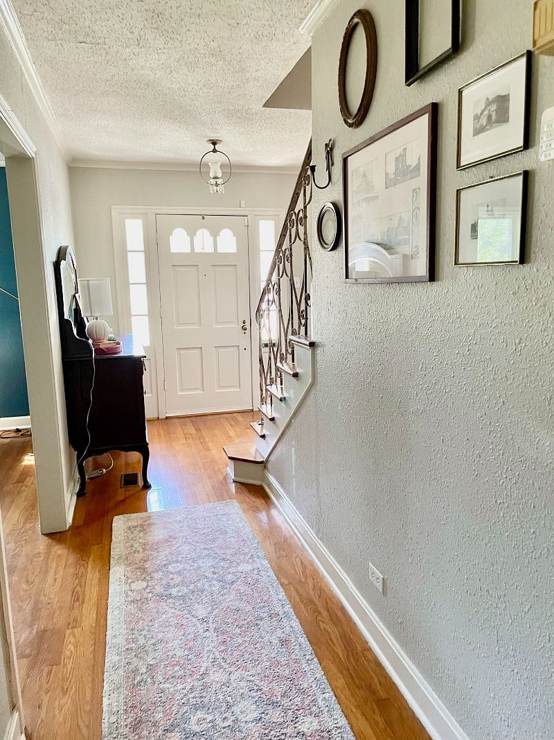 Furnished Finder property 563901_1 photo 3
