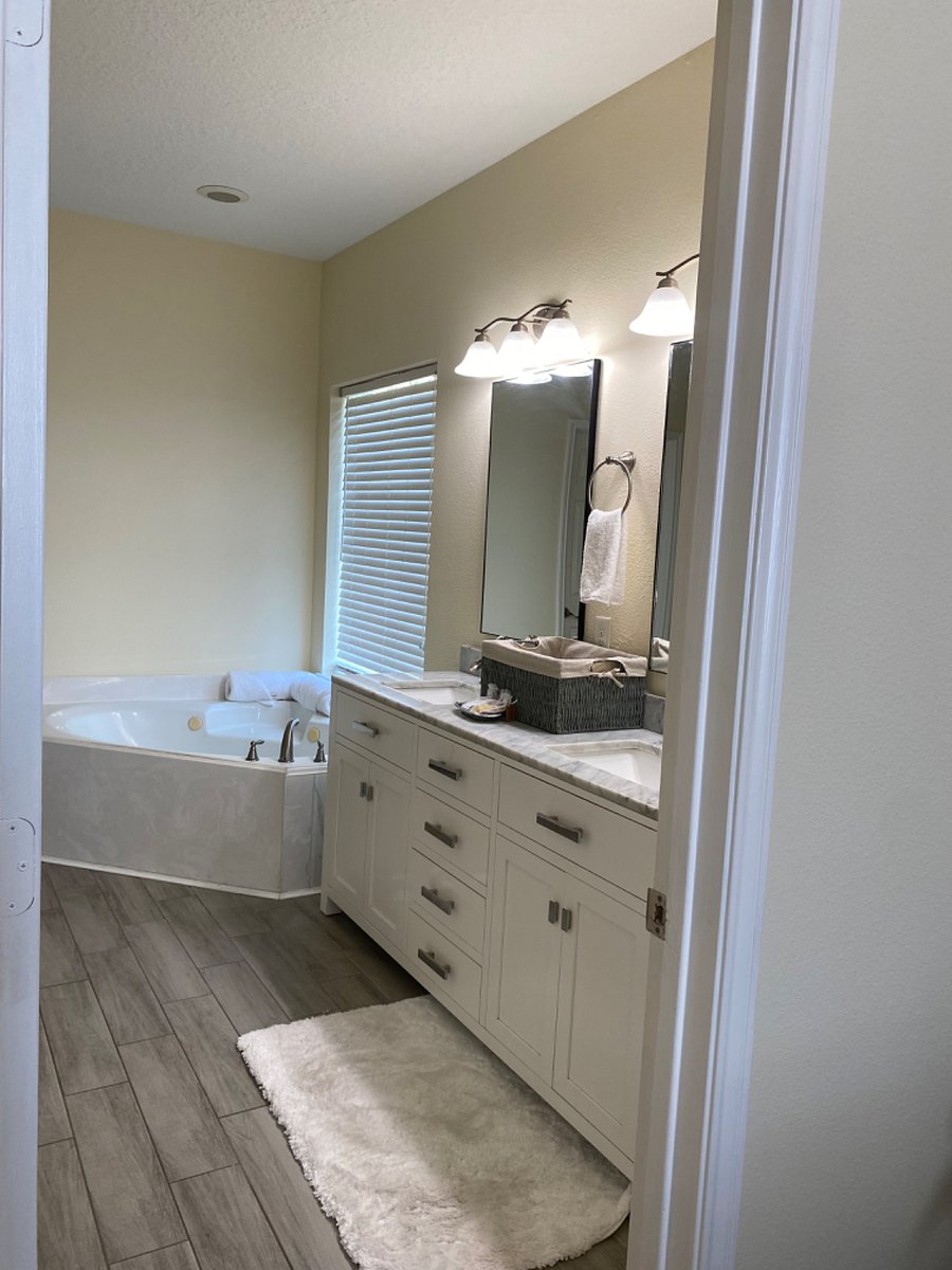 Furnished Finder property 563920_1 photo 5