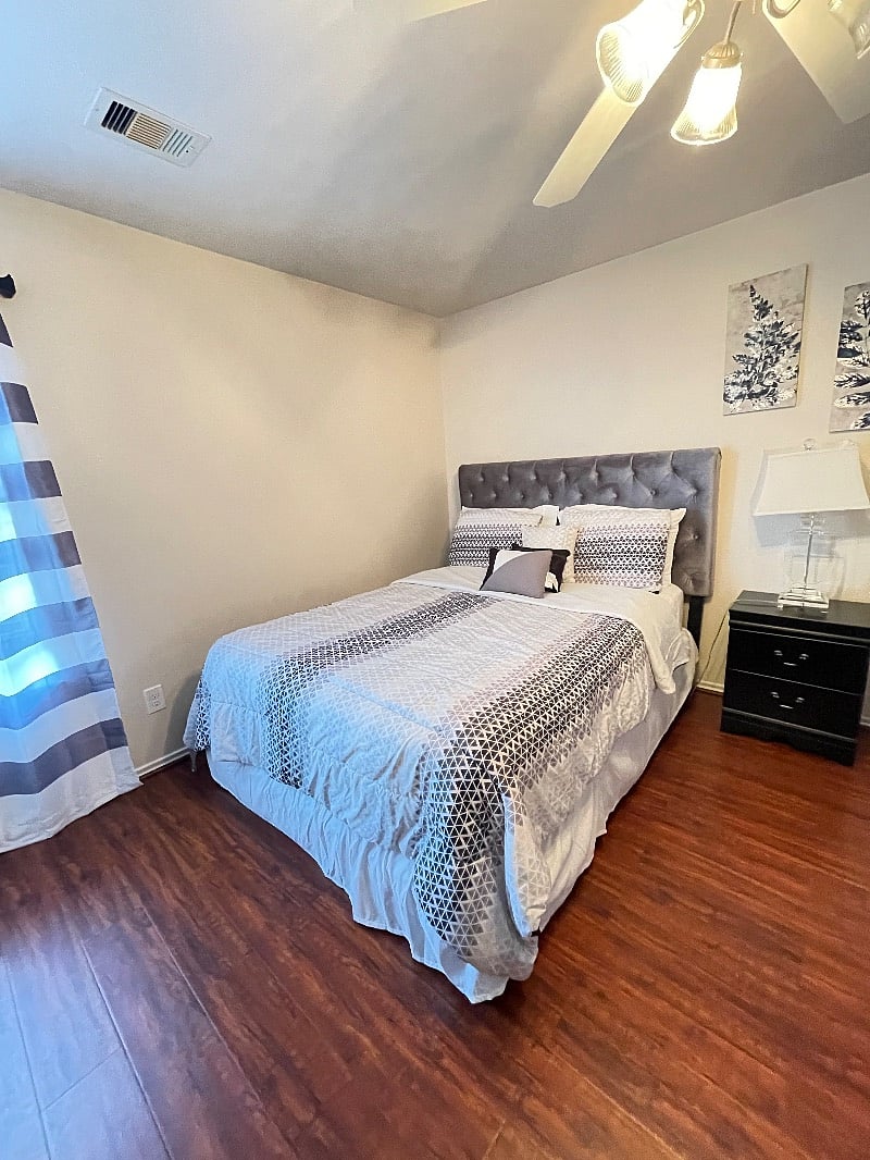 Furnished Finder property 563945_1 photo 16