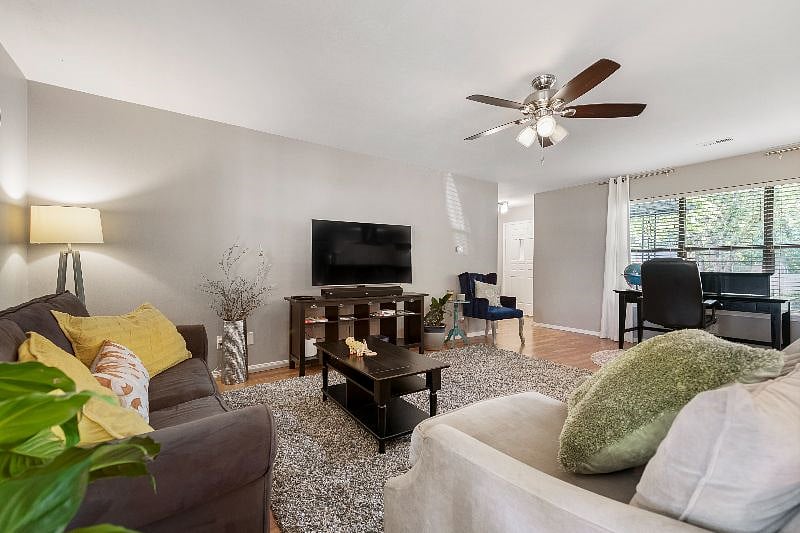 Furnished Finder property 563971_1 photo 7