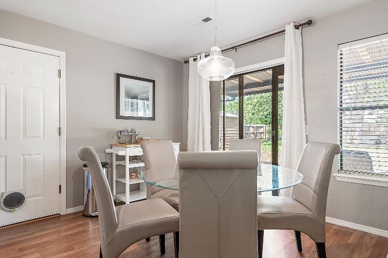 Furnished Finder property 563971_1 photo 13