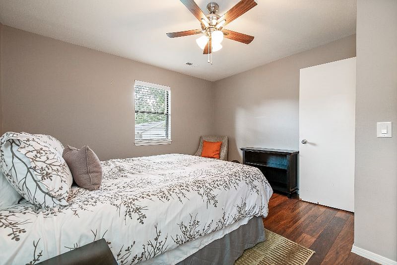 2nd Bedroom at front of the house