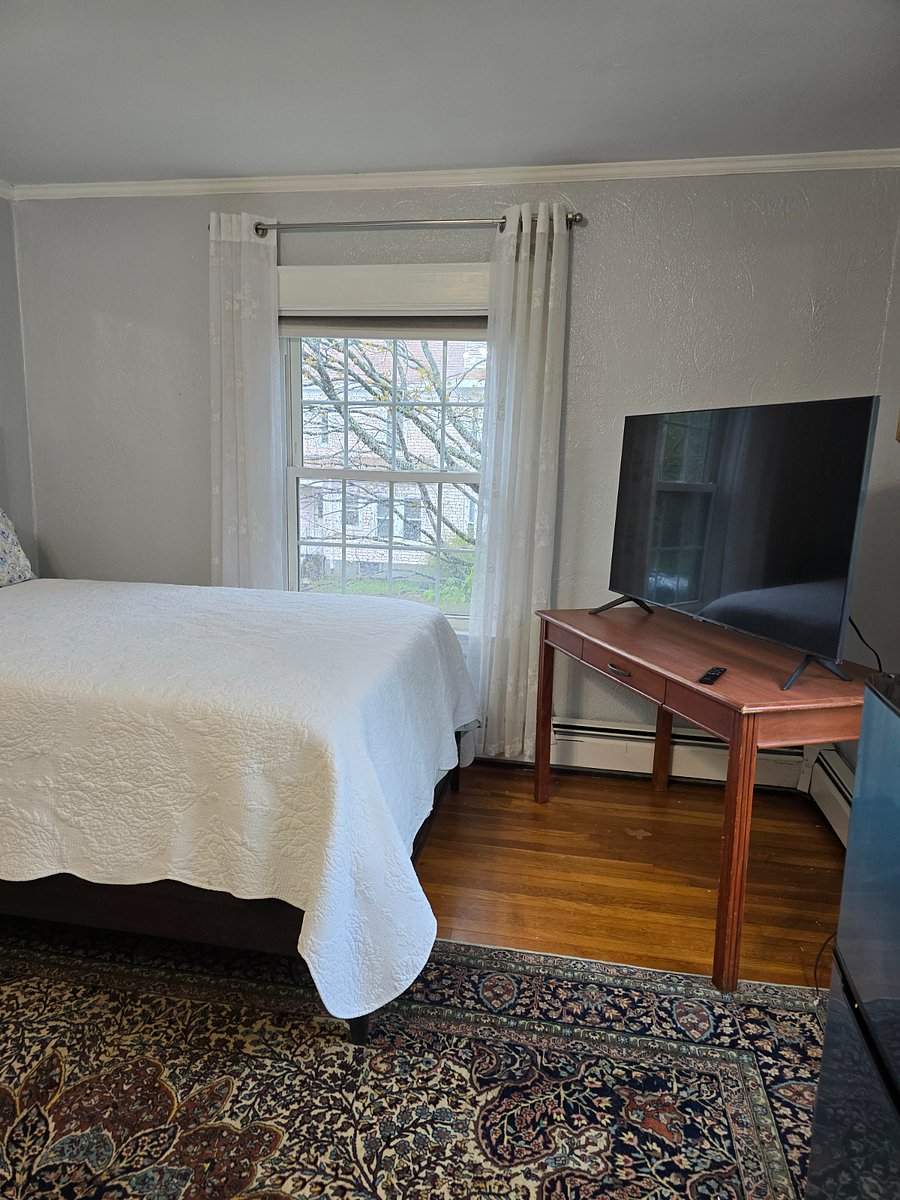Furnished Finder property 563996_7 photo 5