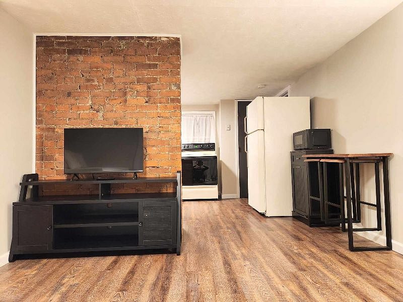Furnished Finder property 563997_1 photo 11