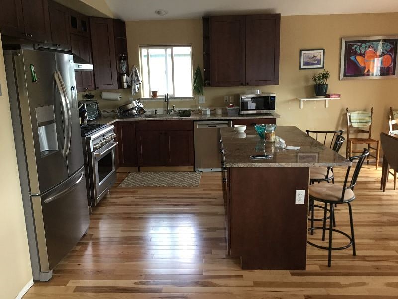 Furnished Finder property 564000_1 photo 6