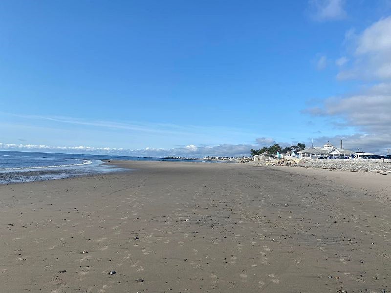 5 Miles to North Hampton beach