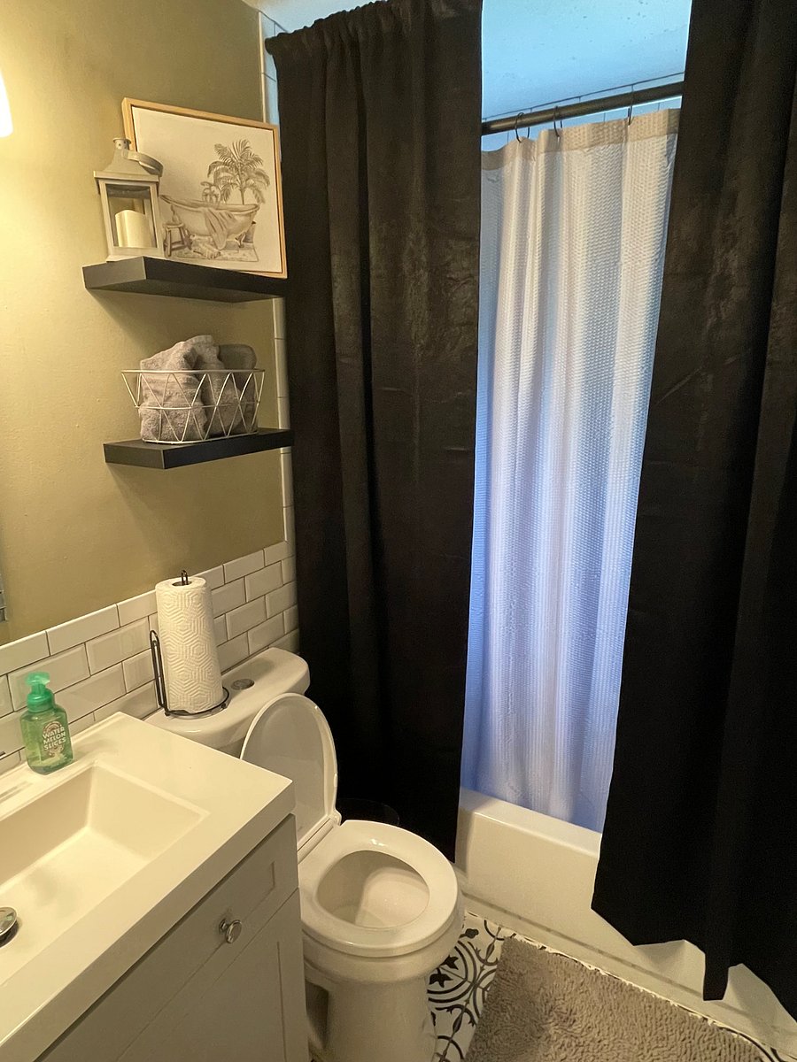 Furnished Finder property 564027_1 photo 35