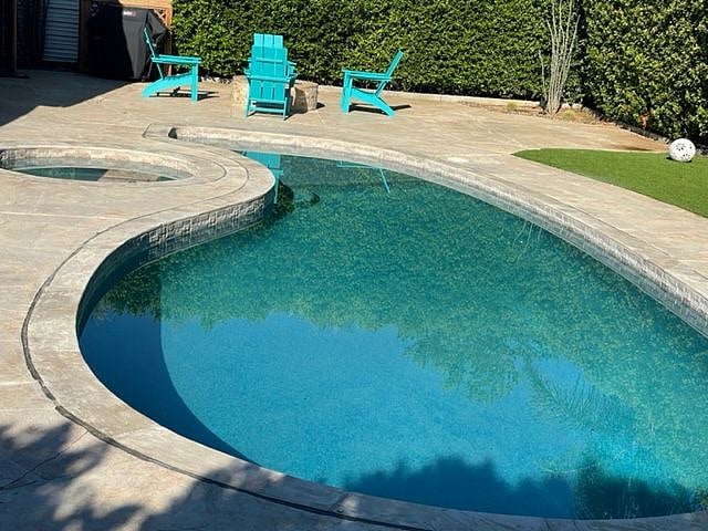 Furnished Finder property 564058_1 photo 10