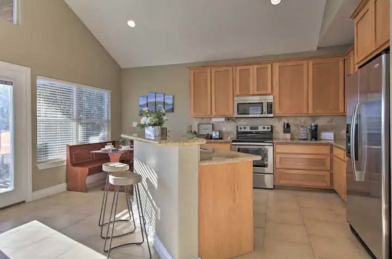 Kitchen with Full Amenities