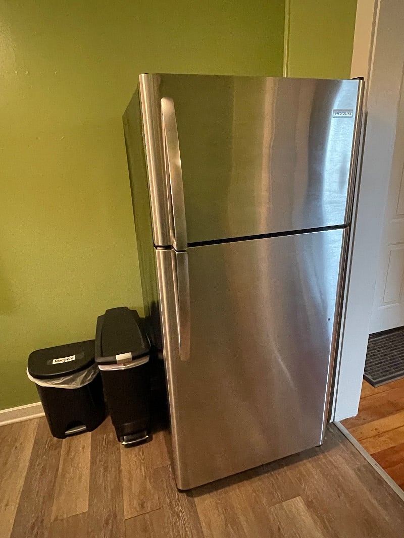 Refrigerator purchased new in 2022. Trash and recycling tubs. Larger cans located just outside the side of the house. We pick up once a week so you don't have to take it to the road.