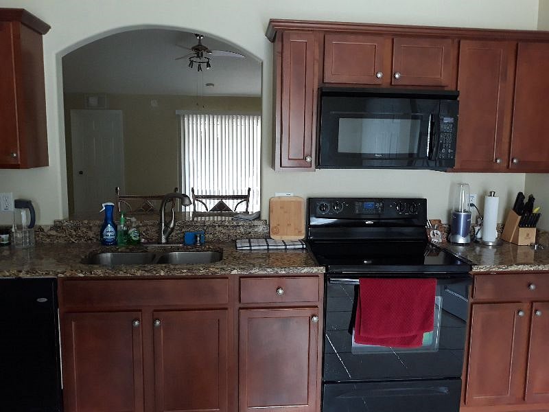 Furnished Finder property 564105_1 photo 3