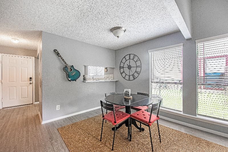 Furnished Finder property 564213_1 photo 14