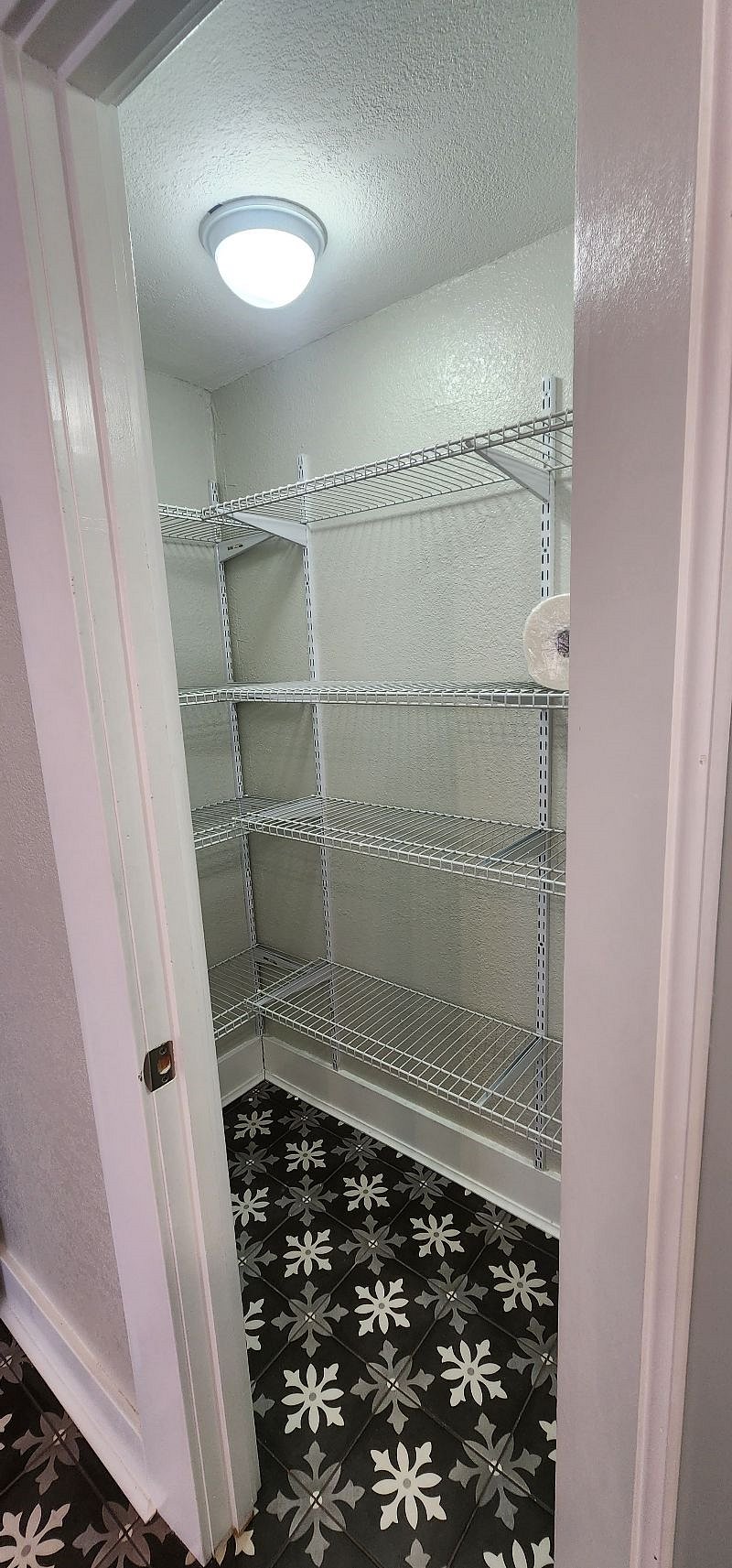 Furnished Finder property 564353_1 photo 13