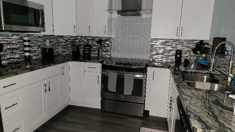 Furnished Finder property 564382_1 photo 13