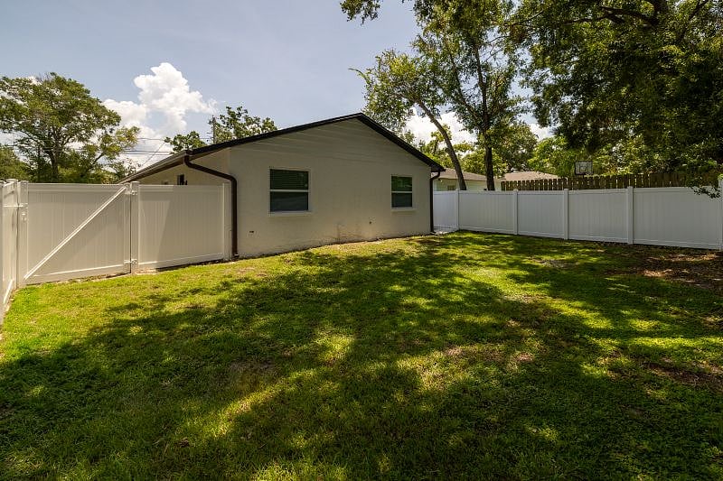 Furnished Finder property 564428_1 photo 13