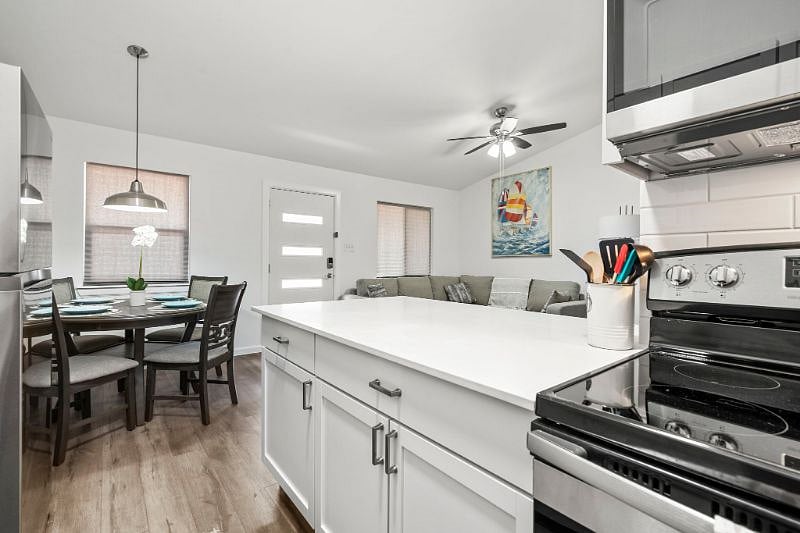 Furnished Finder property 564532_1 photo 8
