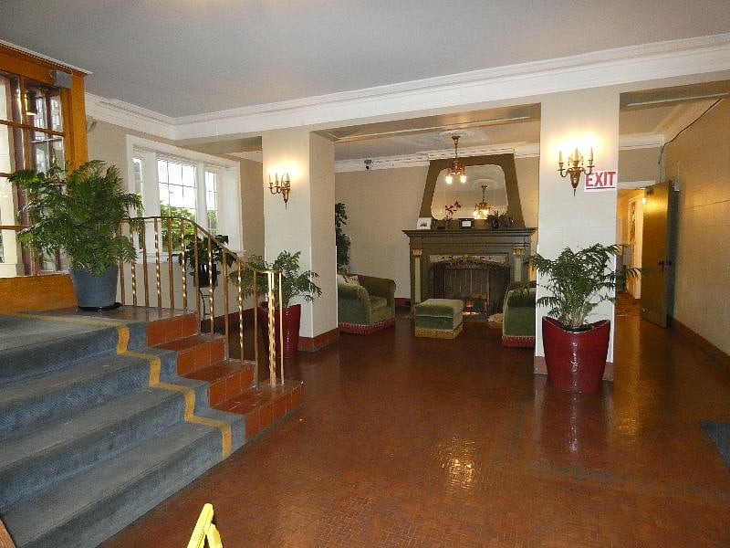 Furnished Finder property 564584_1 photo 8