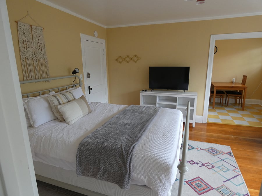 Furnished Finder property 564584_2 photo 10