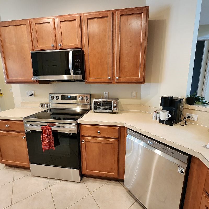 Furnished Finder property 564595_1 photo 4