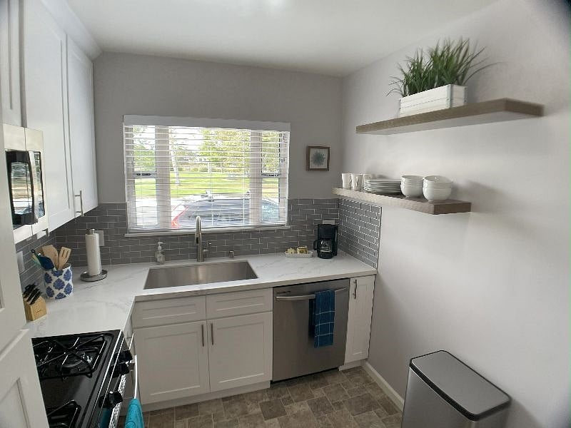Furnished Finder property 564599_1 photo 12