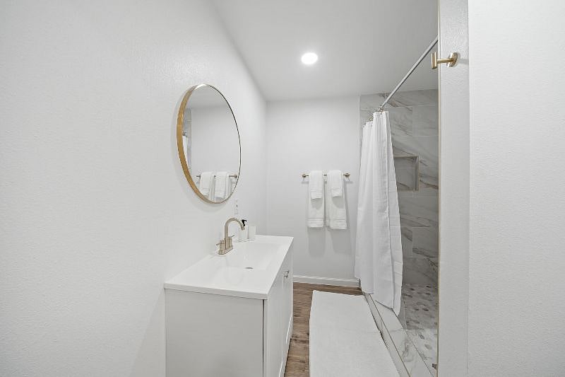 Furnished Finder property 564627_1 photo 11