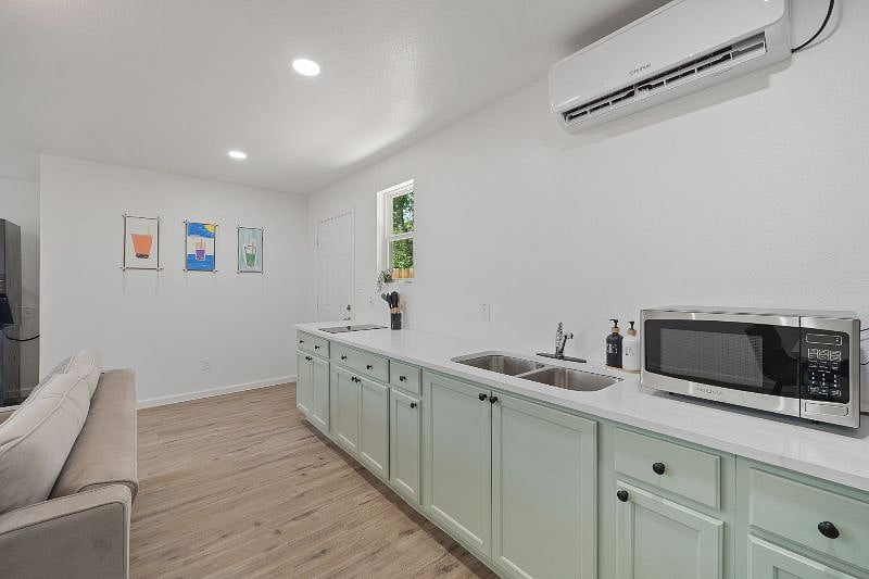 Furnished Finder property 564627_2 photo 12