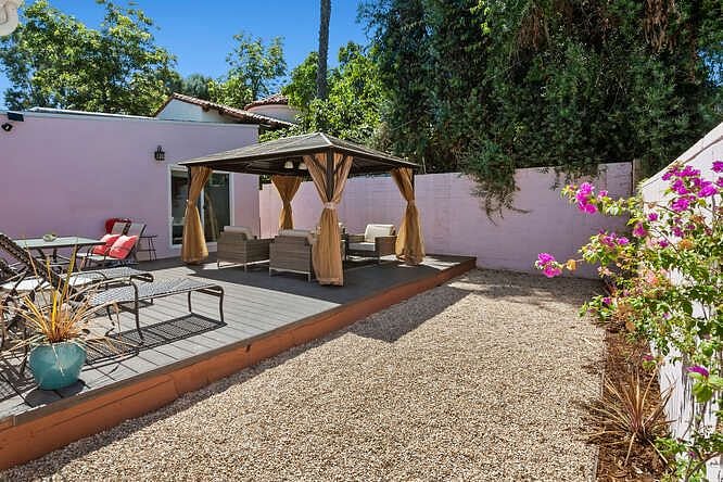 Patio - shared with main house.