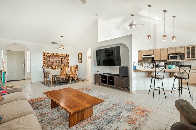 Furnished Finder property 564663_1 photo 5