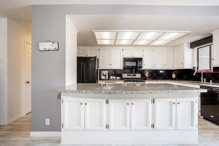 Furnished Finder property 564711_1 photo 4