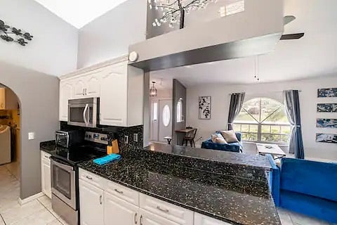Furnished Finder property 564735_1 photo 34