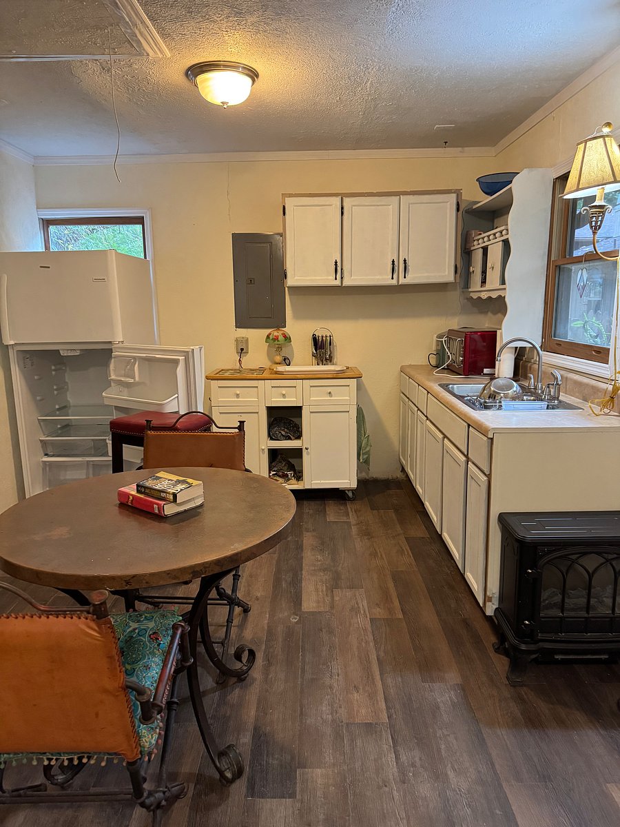 Furnished Finder property 564737_1 photo 6