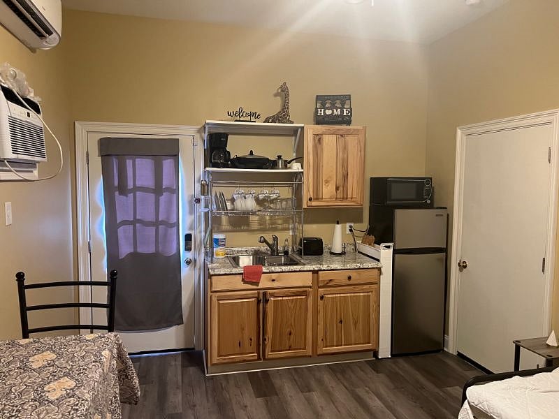 Furnished Finder property 564744_1 photo 3