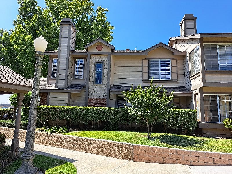Furnished Finder property 564746_1 photo 3