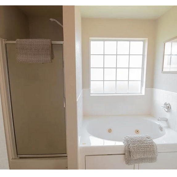 Furnished Finder property 564754_1 photo 12