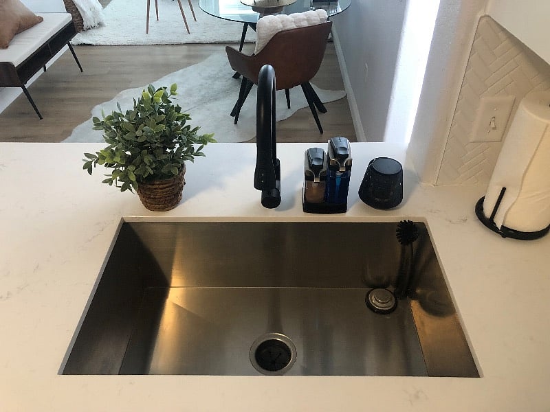 Stainless full sized kitchen sink