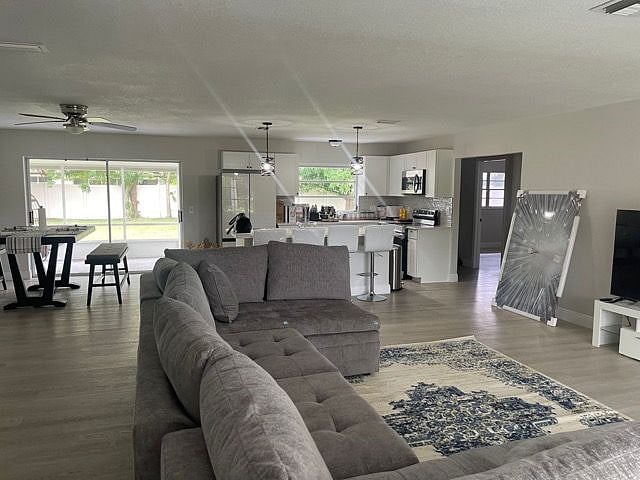 Furnished Finder property 564870_1 photo 19