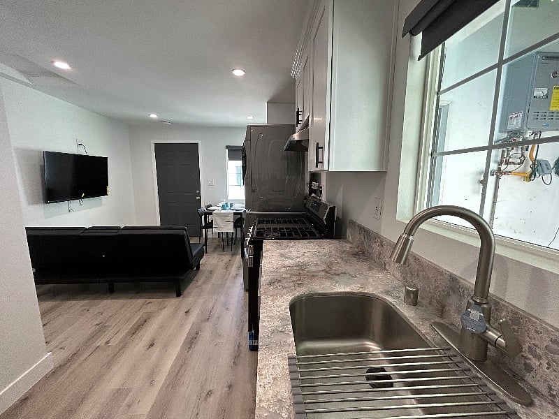 Furnished Finder property 564884_1 photo 25