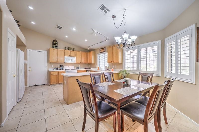 Furnished Finder property 564950_1 photo 6
