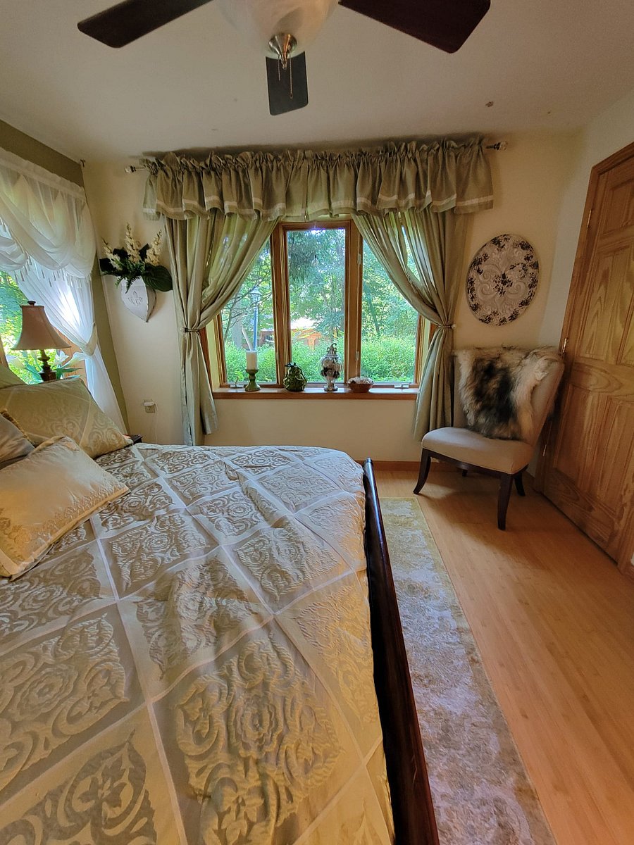 Furnished Finder property 564961_2 photo 1
