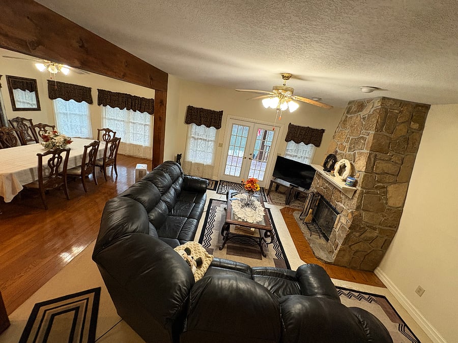 Furnished Finder property 564986_1 photo 16