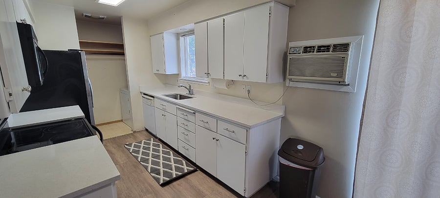 Furnished Finder property 565002_1 photo 17
