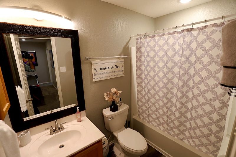 Furnished Finder property 565007_1 photo 11