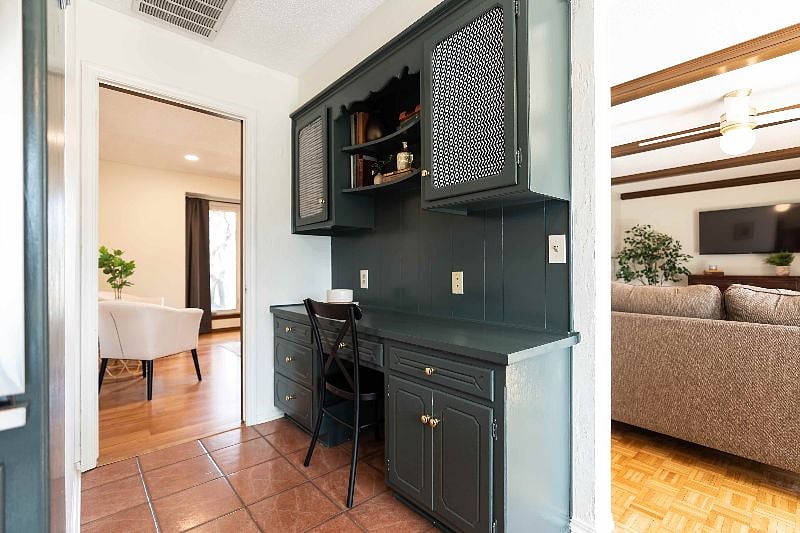 Furnished Finder property 565160_1 photo 17